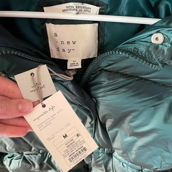 Target a new day puffer coat🤍 - Picture 3 of 3